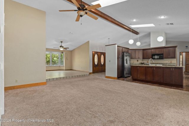 8959 Nakoma Way, Weeki Wachee, FL 34613