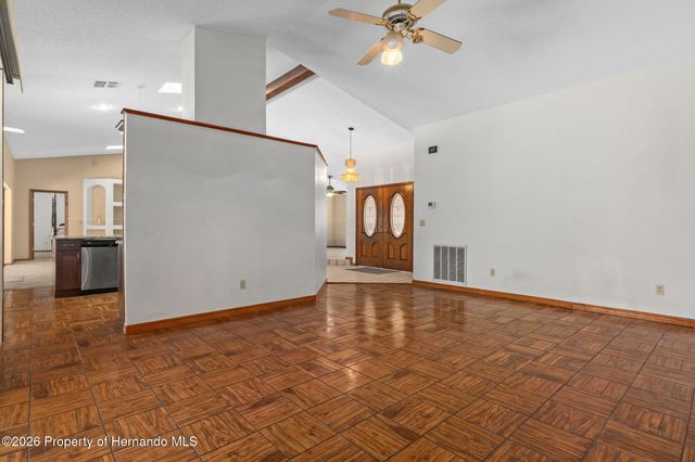 8959 Nakoma Way, Weeki Wachee, FL 34613