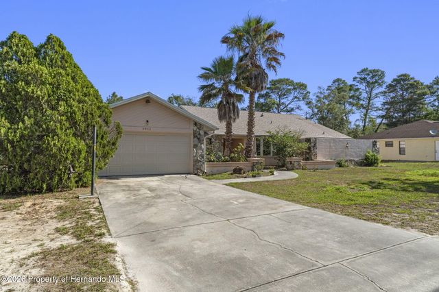 8959 Nakoma Way, Weeki Wachee, FL 34613