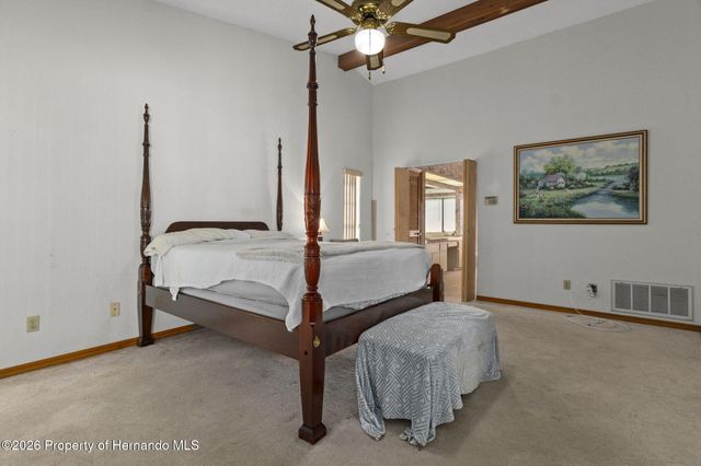 8959 Nakoma Way, Weeki Wachee, FL 34613