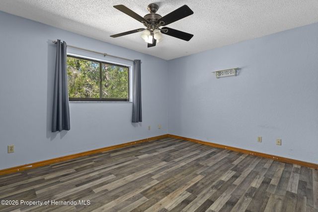 8959 Nakoma Way, Weeki Wachee, FL 34613