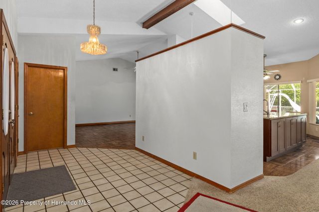 8959 Nakoma Way, Weeki Wachee, FL 34613