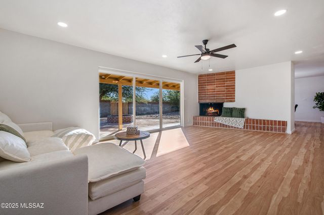 5532 E Burns Street, Tucson, AZ 85711