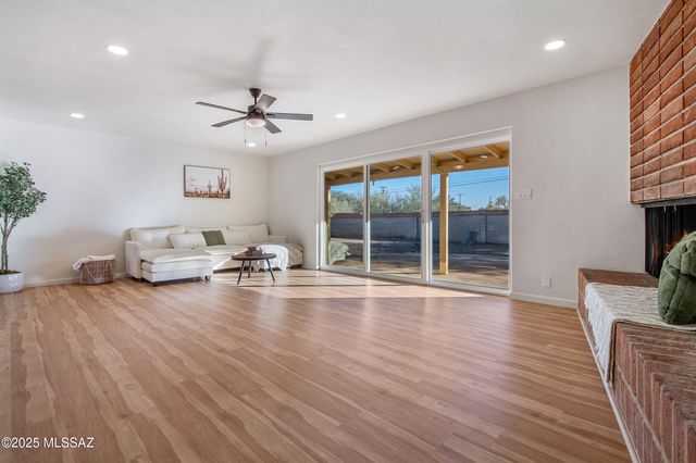 5532 E Burns Street, Tucson, AZ 85711