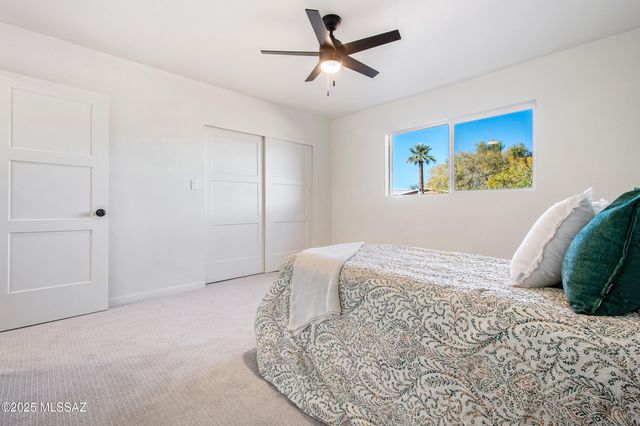 5532 E Burns Street, Tucson, AZ 85711