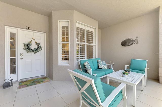 8911 VERANDA WAY 211, Sarasota, FL 34238