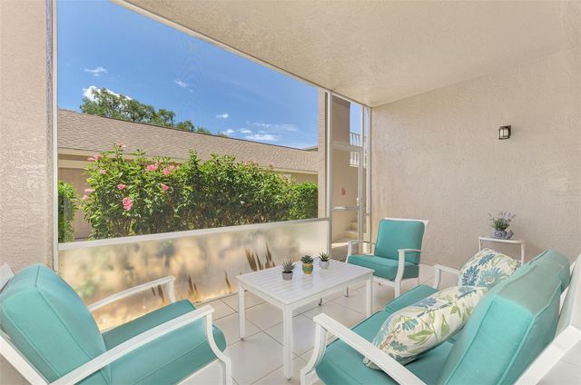 8911 VERANDA WAY 211, Sarasota, FL 34238