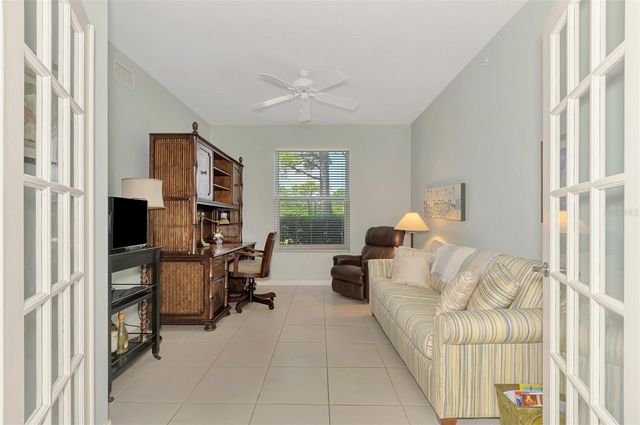 8911 VERANDA WAY 211, Sarasota, FL 34238