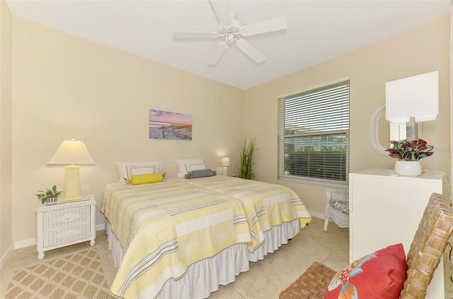 8911 VERANDA WAY 211, Sarasota, FL 34238