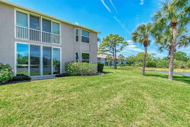 8911 VERANDA WAY 211, Sarasota, FL 34238