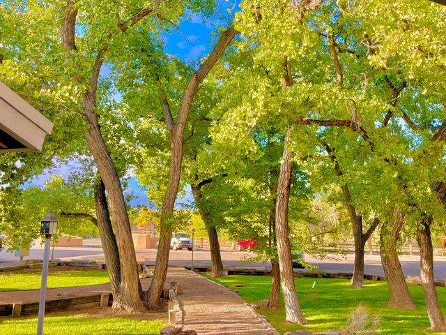 230 Cynthia Court NW A, Albuquerque, NM 87114