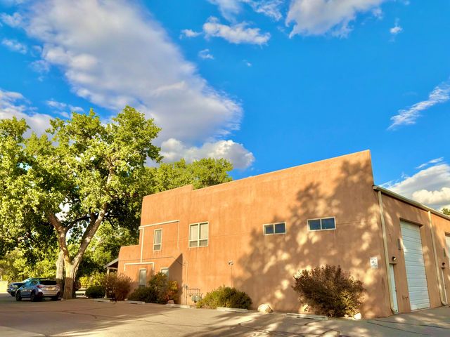 230 Cynthia Court NW A, Albuquerque, NM 87114