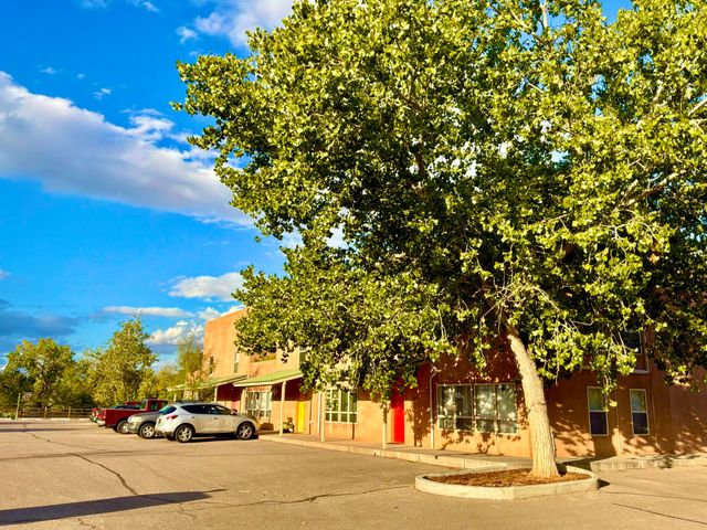 230 Cynthia Court NW A, Albuquerque, NM 87114