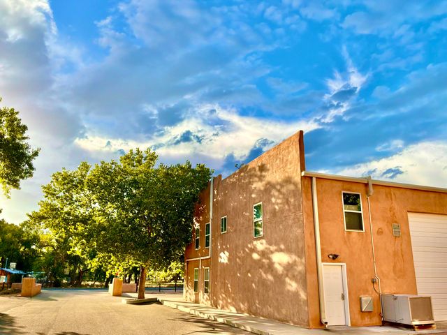 230 Cynthia Court NW A, Albuquerque, NM 87114