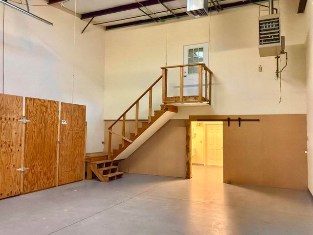 230 Cynthia Court NW A, Albuquerque, NM 87114