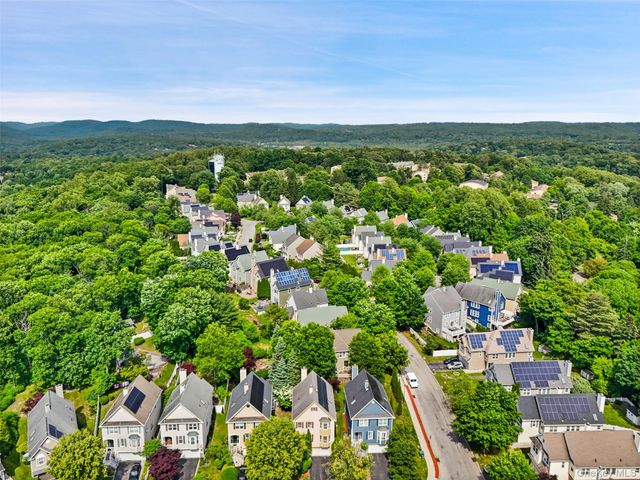 36 Scofield Court, Peekskill, NY 10566