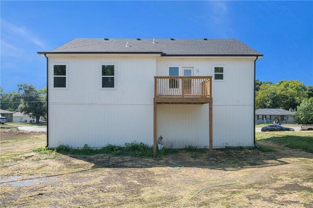 519 Hawthorne Street, Smithville, MO 64089