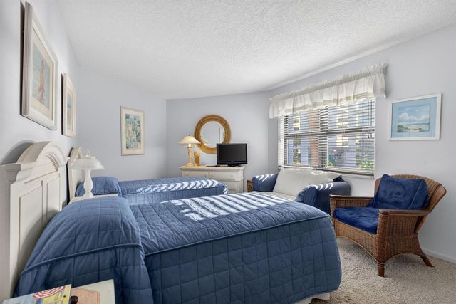 501 N Riverside Drive 301, Pompano Beach, FL 33062