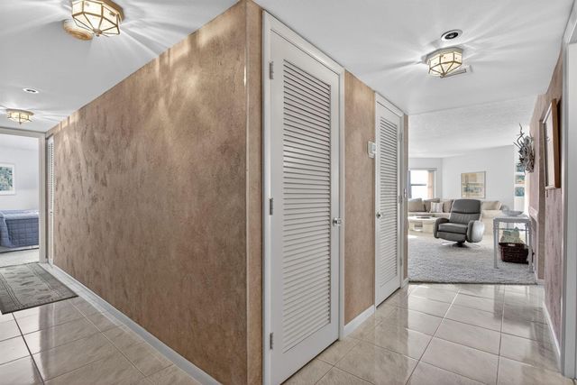 501 N Riverside Drive 301, Pompano Beach, FL 33062