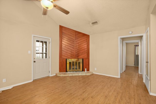 3505 Rocky Hollow TRL B, Georgetown, TX 78628