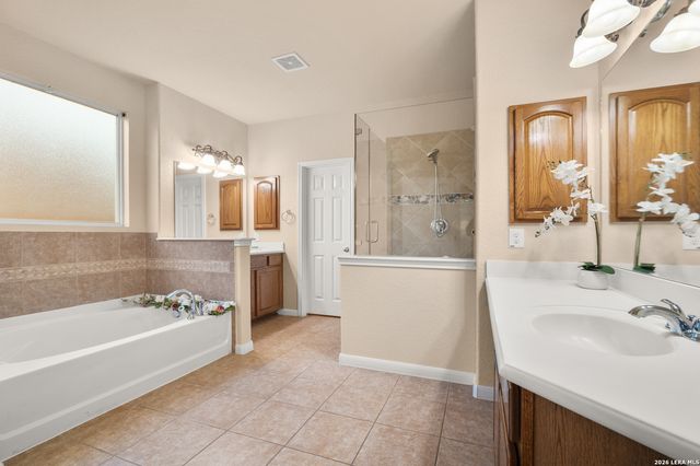 1008 Magellan, Windcrest, TX 78239