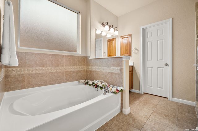 1008 Magellan, Windcrest, TX 78239