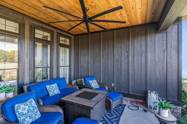 128 Emma Ln, Hohenwald, TN 38462