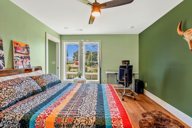 128 Emma Ln, Hohenwald, TN 38462