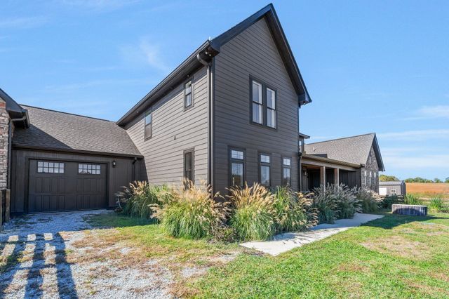 128 Emma Ln, Hohenwald, TN 38462