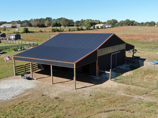 128 Emma Ln, Hohenwald, TN 38462