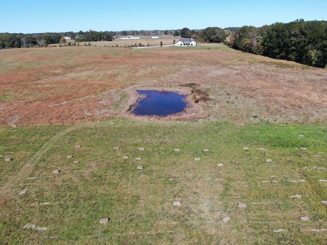 128 Emma Ln, Hohenwald, TN 38462