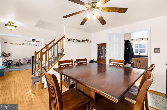 7665 CEDAR DR, Pasadena, MD 21122