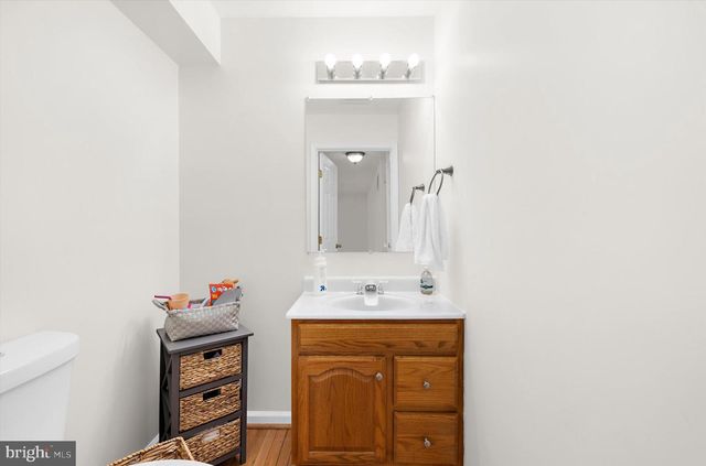 7665 CEDAR DR, Pasadena, MD 21122