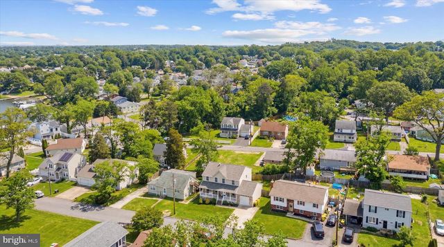 7665 CEDAR DR, Pasadena, MD 21122