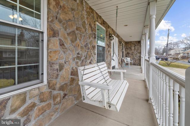 7665 CEDAR DR, Pasadena, MD 21122