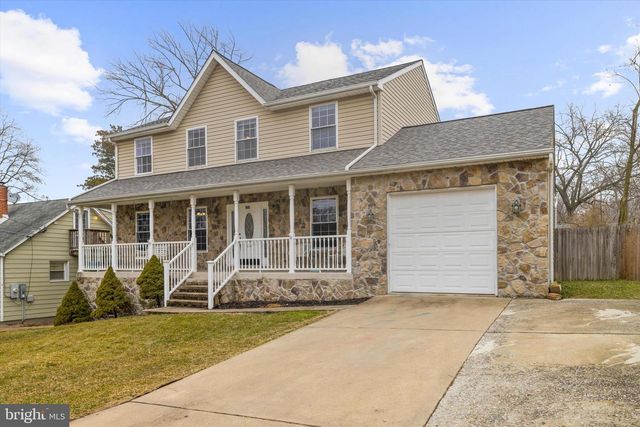 7665 CEDAR DR, Pasadena, MD 21122