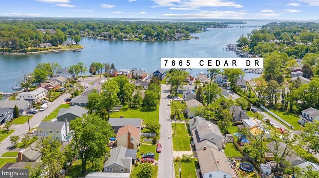 7665 CEDAR DR, Pasadena, MD 21122