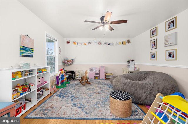 7665 CEDAR DR, Pasadena, MD 21122