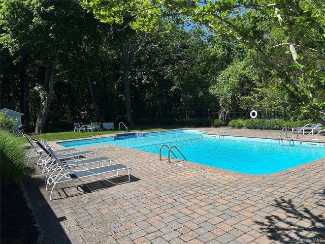 43 Brushy Neck Lane 13, Westhampton, NY 11977