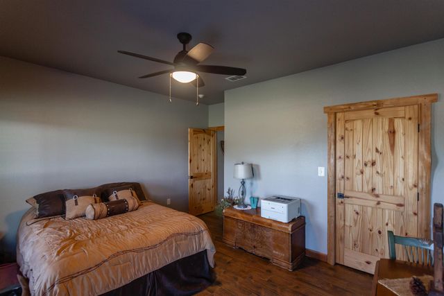 313 CR 4617, Troup, TX 75789