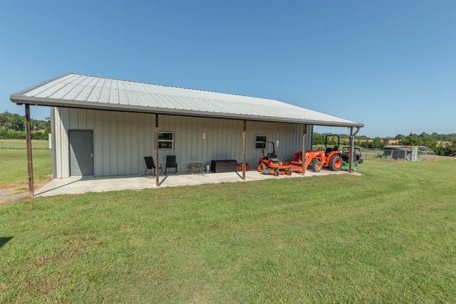 313 CR 4617, Troup, TX 75789