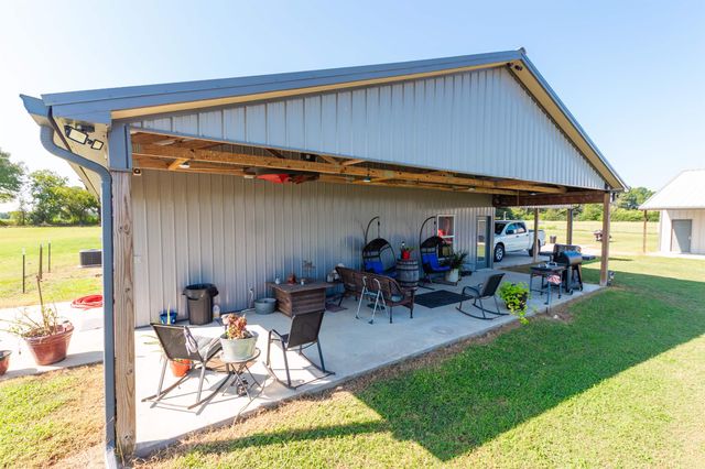 313 CR 4617, Troup, TX 75789