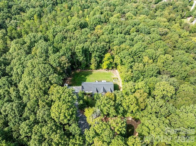 6748 Stonebridge Lane, Clover, SC 29710