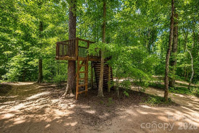 6748 Stonebridge Lane, Clover, SC 29710