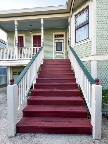 1515 33rd Street, Galveston, TX 77550