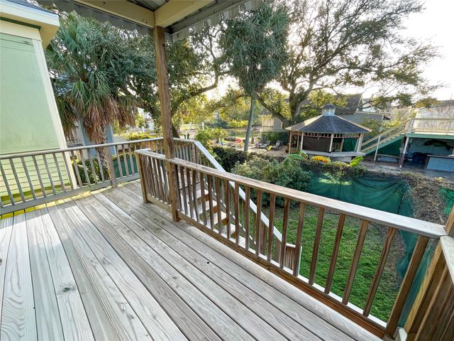 1515 33rd Street, Galveston, TX 77550