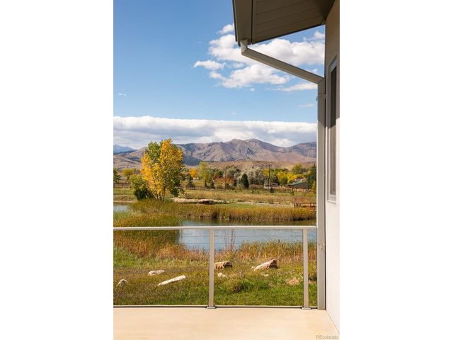 5952 Oxford Rd, Niwot, CO 80503
