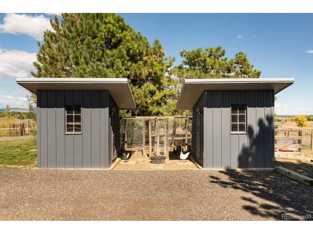 5952 Oxford Rd, Niwot, CO 80503