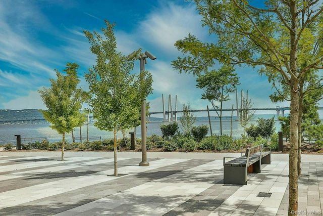 15 High Street, Tarrytown, NY 10591