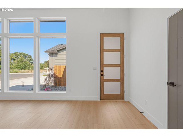 17003 Ne 95TH Cir, Vancouver, WA 98682